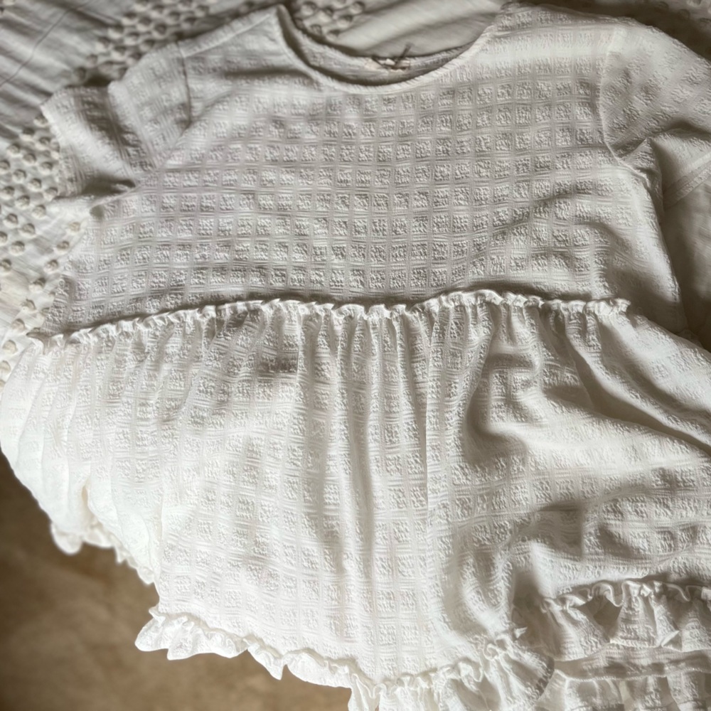 White flowey blouse!!